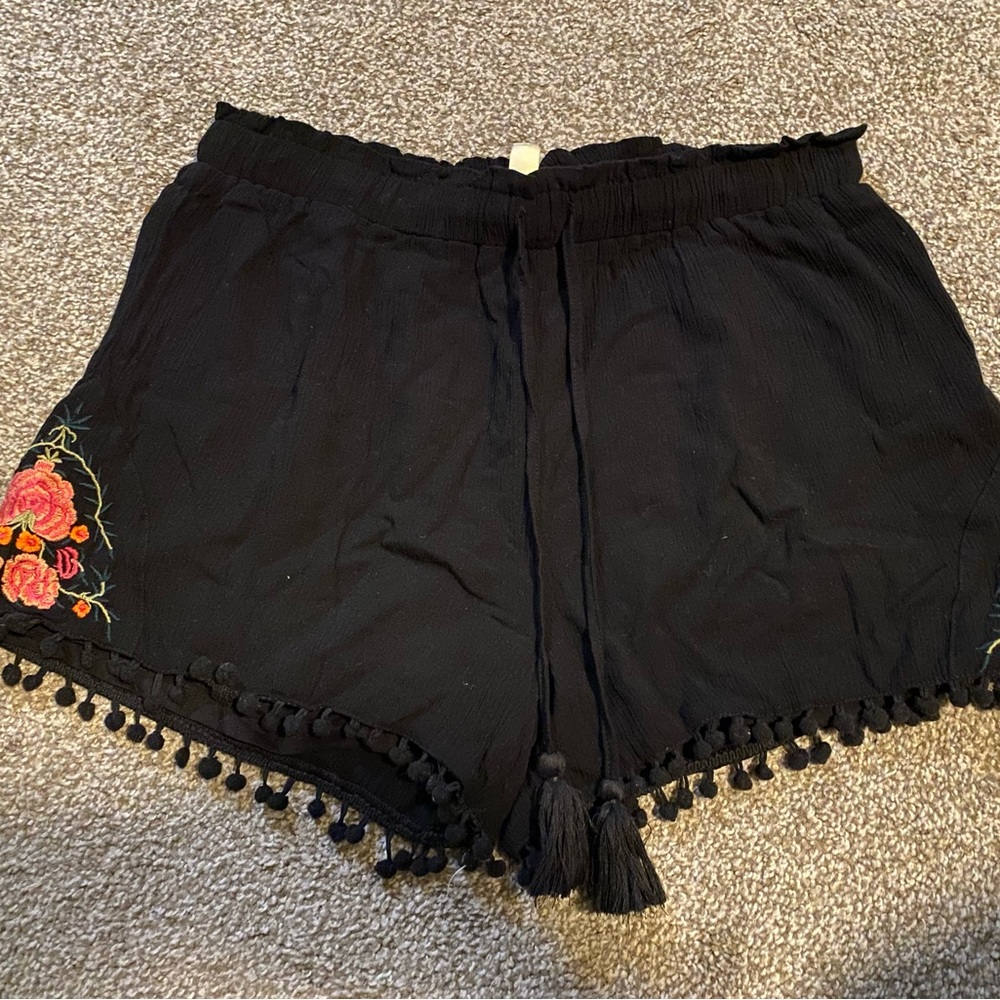 Black Shorts w/ Embroidered Flowers
